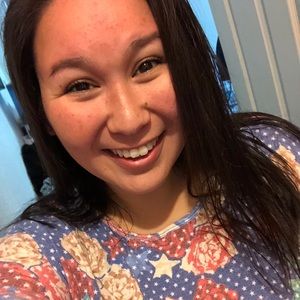 Meet your Posher, Rebecca